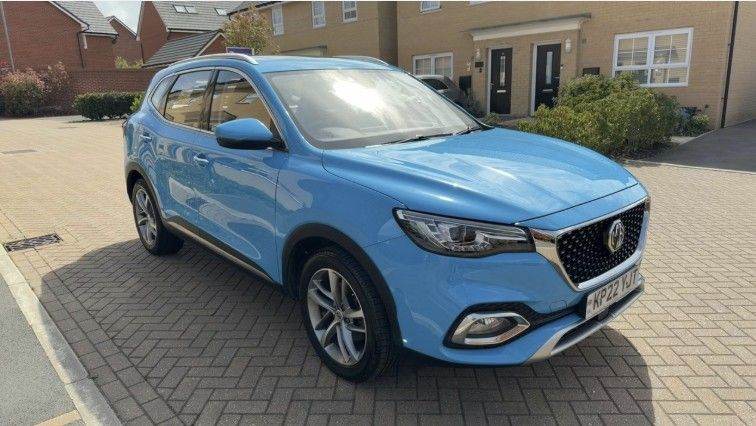 2022 MG HS 1.5 Petrol Semi-Auto Blue 5 Door SUV