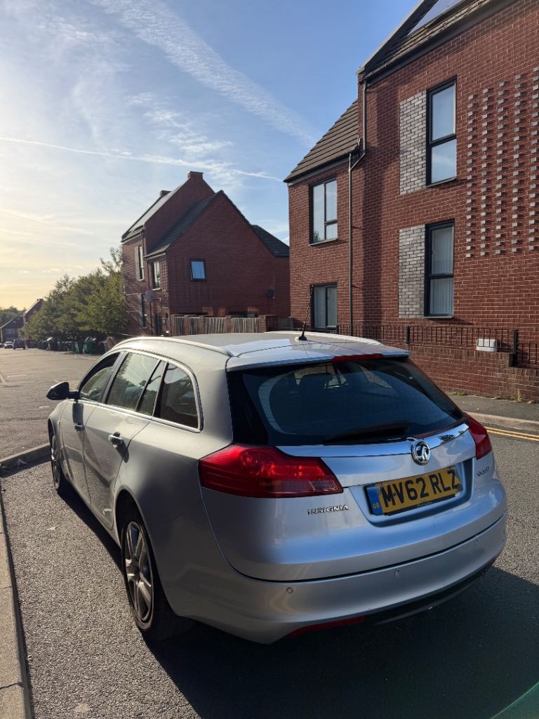 Vauxhall insignia