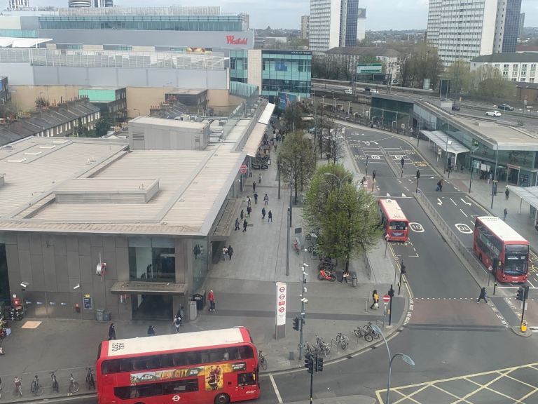 Double Room to rent in Top location in Shepherds Bush W12 8PJ