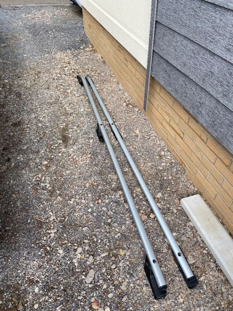 Roof bars