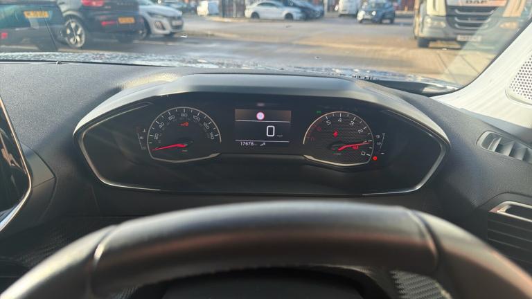 2022 Peugeot 2008 1.2 PureTech Active Premium SUV 5dr Petrol Manual Euro 6 (s/s) (100 ps) SUV Pet...