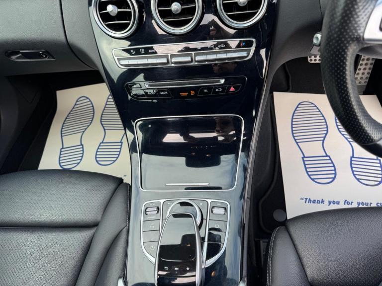 2016 Mercedes-Benz C Class 2.1 C220d AMG Line (Premium Plus) 7G-Tronic+ Euro 6 (s/s) 4dr SALOON D...
