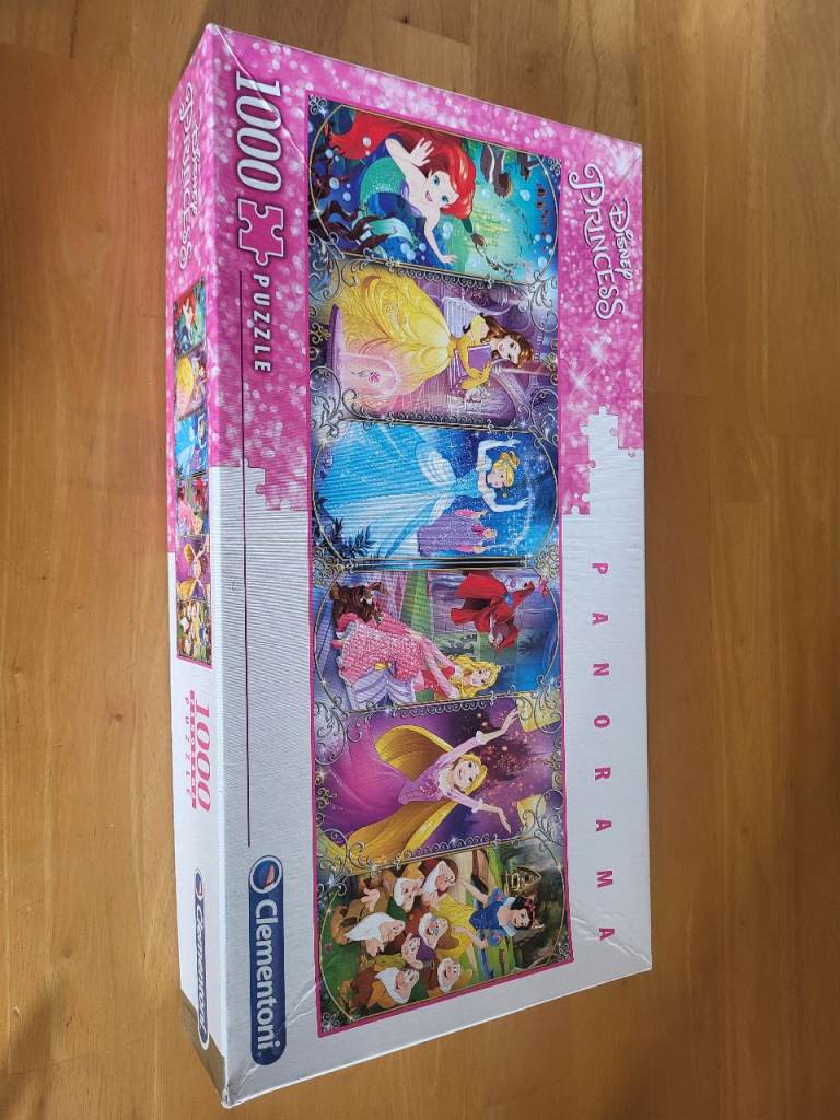 Clementoni Disney Princess panoramic 1000 piece puzzle. New
