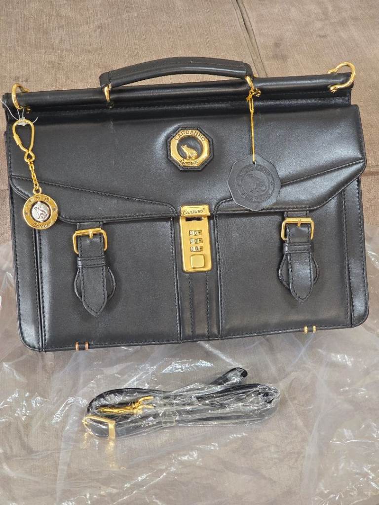 Cardanro 1960's Buisness Smart Leather Briefcase With Combination Password Lock