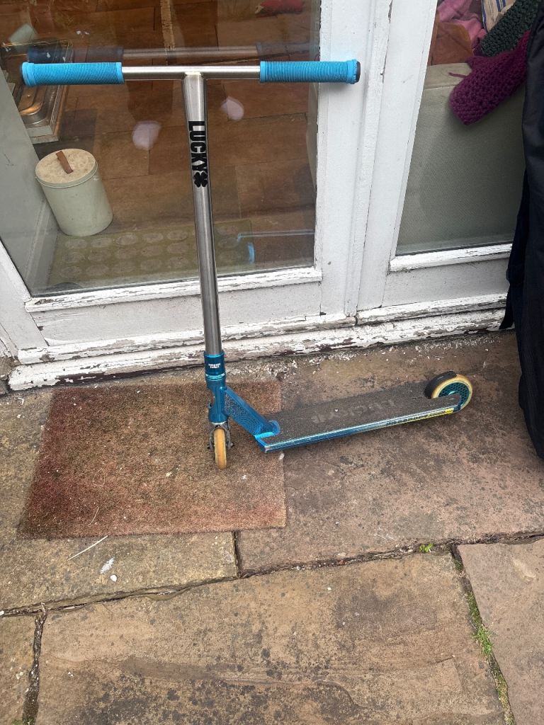 Custom lucky prospect with titanium T bars odi grips and honeycomb wheels 
