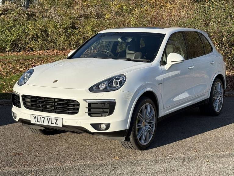 2017 Porsche Cayenne 3.0 V6 E-Hybrid S Platinum Edition SUV 5dr Petrol Plug-in Hybrid TiptronicS ...