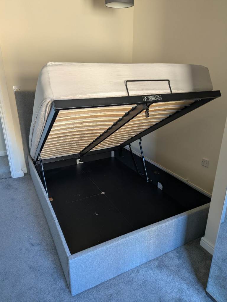 Kennedy Ottoman Double Bed 