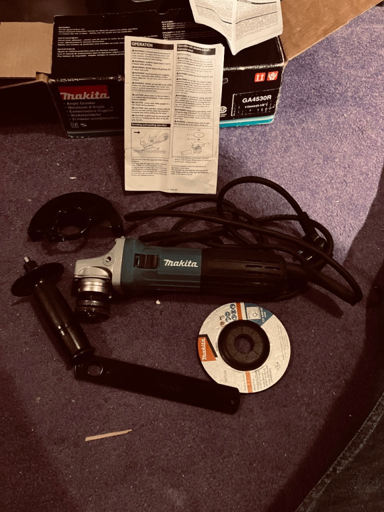 Makita angle grinder 