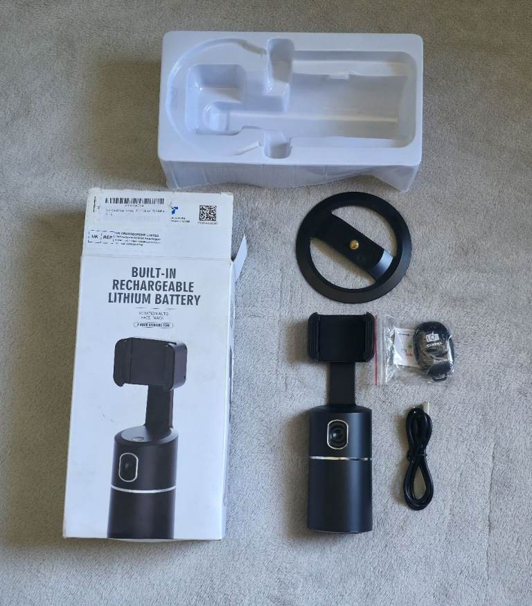 gimbal, phone holder with face tracking camera