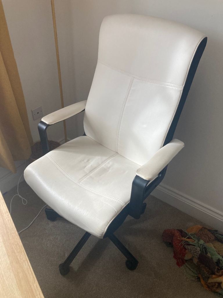 Office chair cream white faux leather