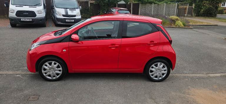 Toyota, AYGO, Hatchback, 2019, Semi-Auto, 998 (cc), 5 doors