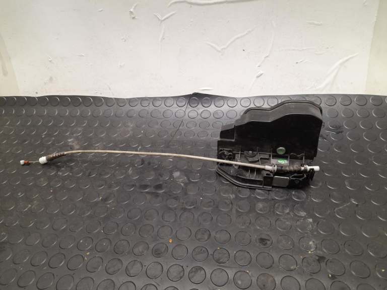 Bmw 4 Series Door Lock Mechanism 2013-2020 2 Door Coupe M4 Right Front