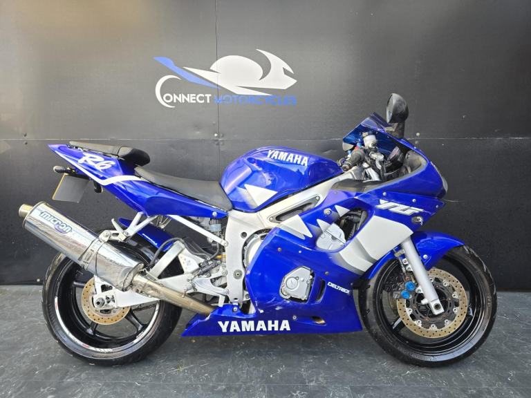 YAMAHA R6 2000 PROJECT BIKE HPI CLEAR