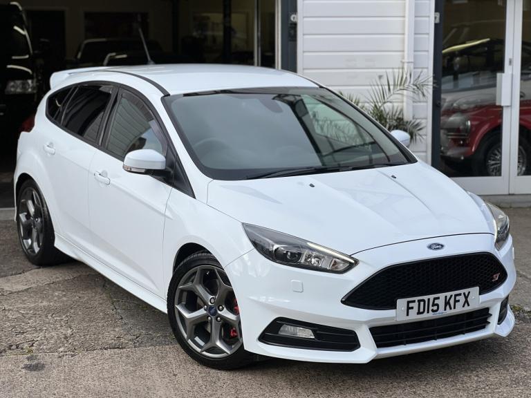 FORD FOCUS 2.0 T EcoBoost ST-3 2015