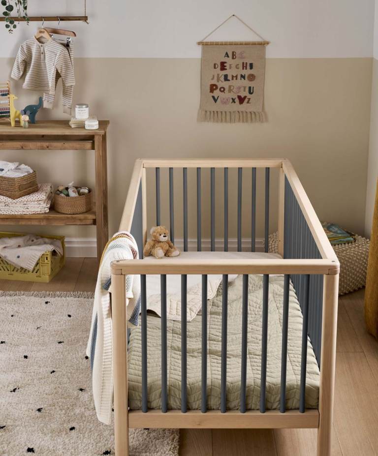 Mamas & Papas Cot/Bed