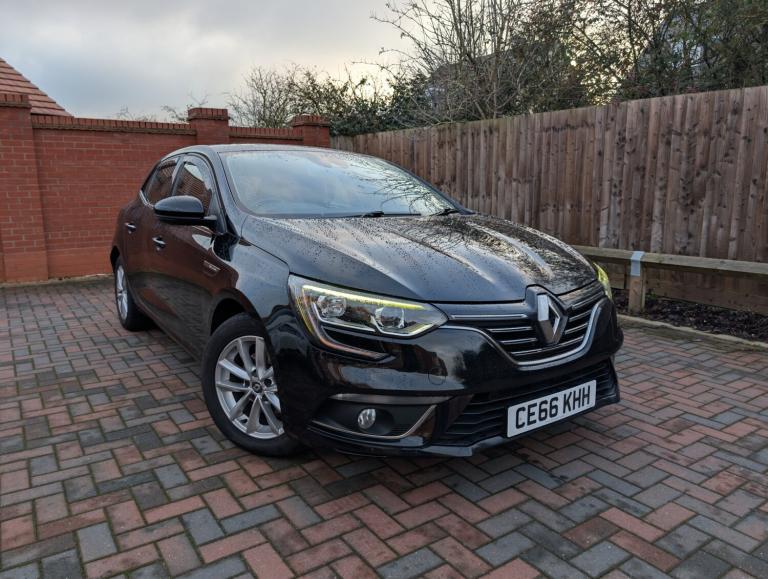 2016 Renault Megane 1.5 dCi Dynamique Nav 5dr HATCHBACK Diesel Manual