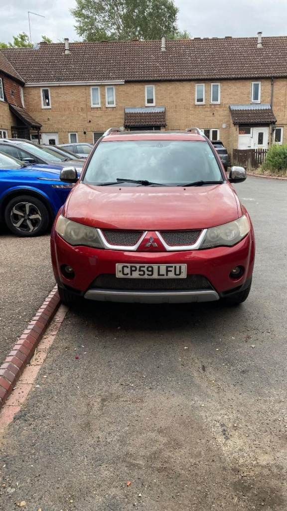 Mitsubishi, OUTLANDER, Estate, 2010, Manual, 2179 (cc), 5 doors