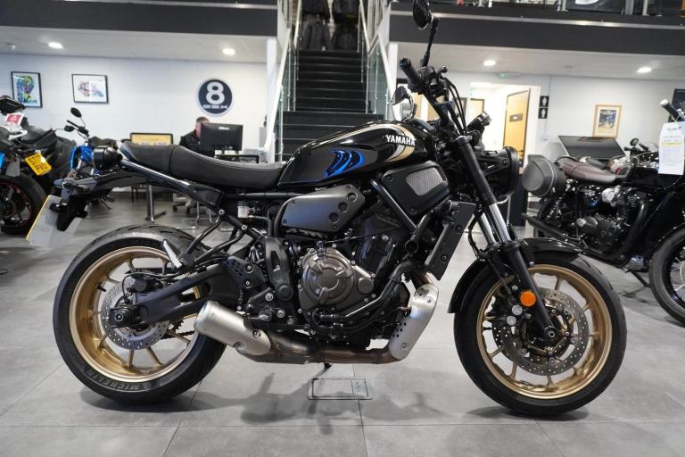 Yamaha XSR 700, 2023, Black with just 2723miles Only £5995. 
