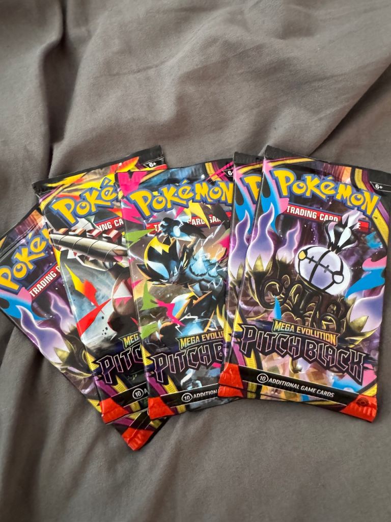 Pokemon Mega evolution: Pitch Black packs
