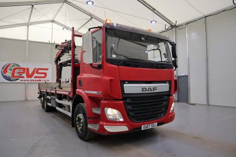 2017 (17 PLATE) DAF CF 320 6x2 Euro 6 Cranes