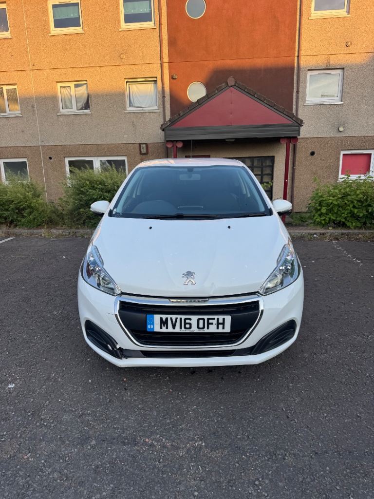 Peugeot, 208, Hatchback, 2016, Manual, 1199 (cc), 3 doors