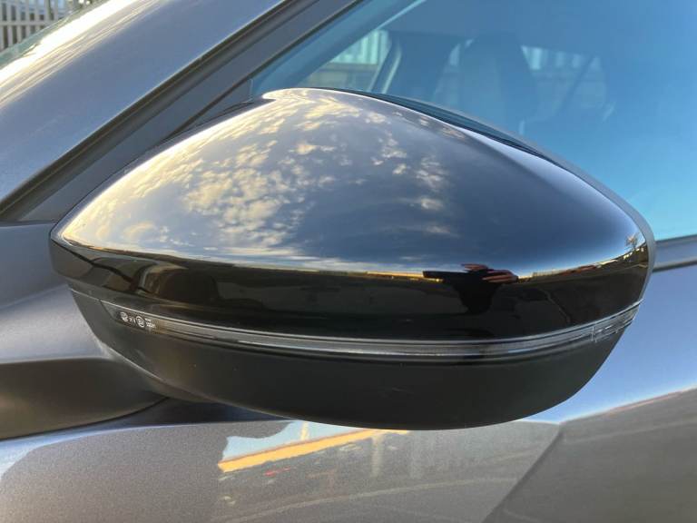 2022 Peugeot 2008 1.2 PureTech Allure Premium 5dr Estate PETROL Manual