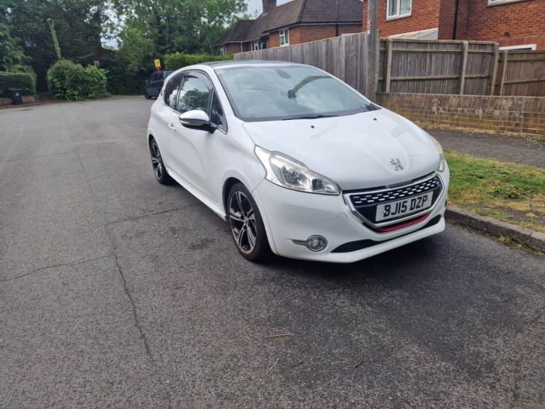 Peugeot, 208 gti, Hatchback, 2015, Manual, 1598 (cc), 3 doors