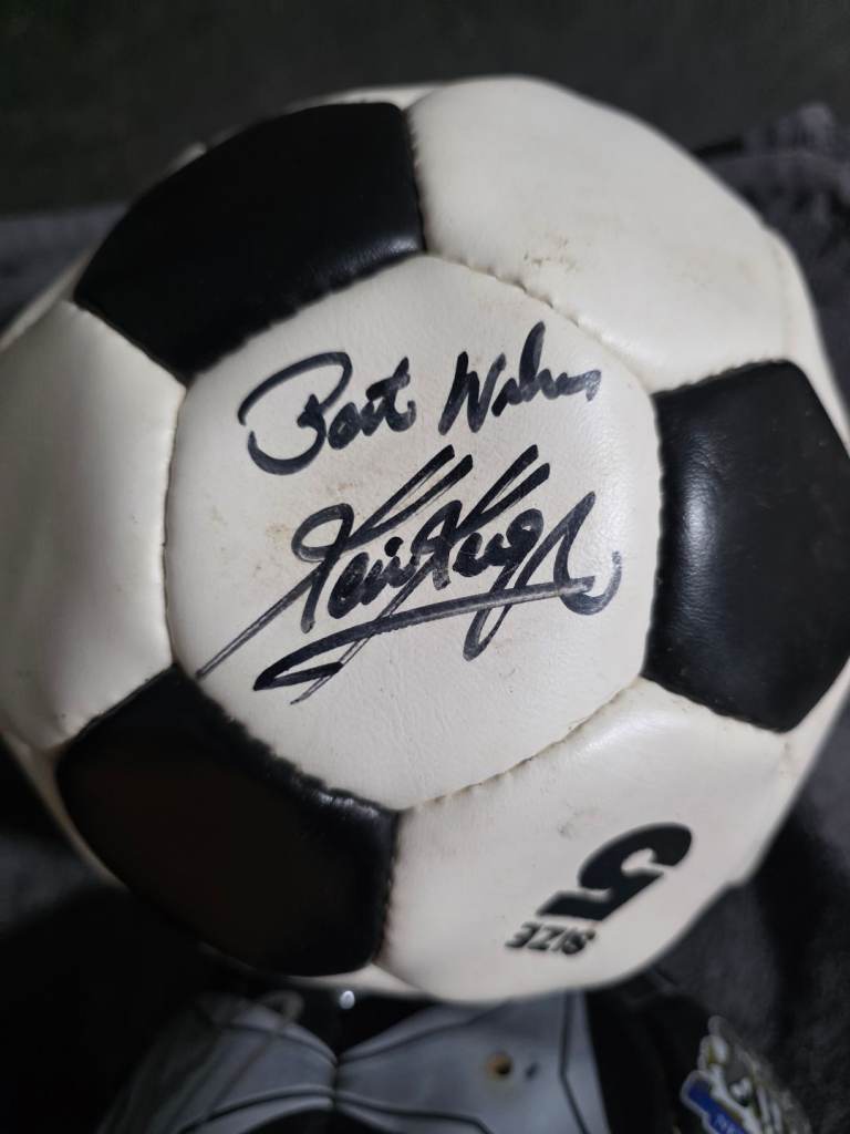 Signed kevein keegan ball