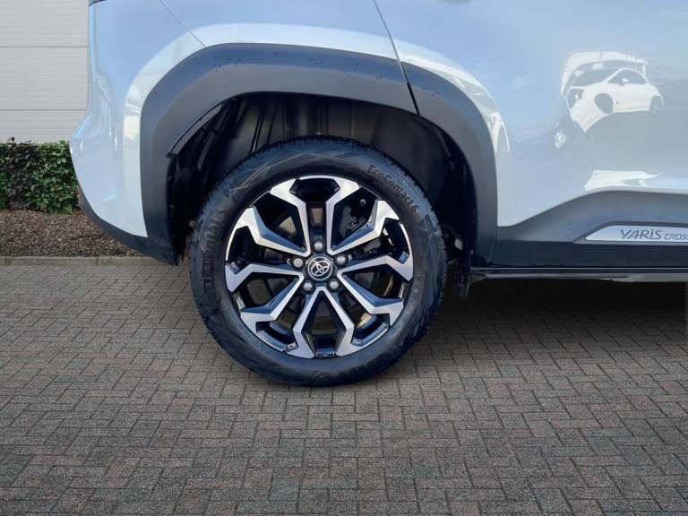 2023 Toyota Yaris Cross 1.5 Hybrid Design 5dr CVT HATCHBACK PETROL/ELECTRIC Automatic