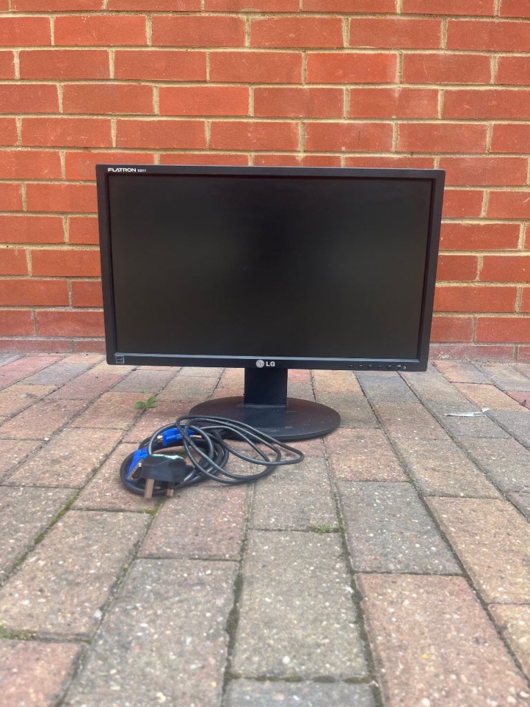 LG Flatron 22” monitor 