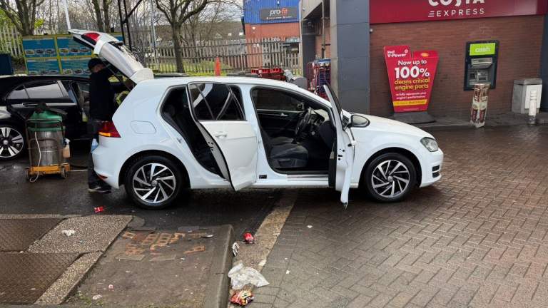 Golf mk7 1.6 tdi breaking white