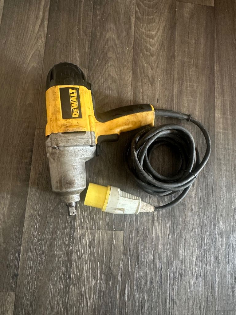 DEWALT Impact Wrench DW293 – Good Working Order
