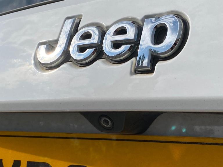 2015 Jeep Grand Cherokee 3.0 V6 CRD Summit Auto 4WD Euro 6 5dr ESTATE Diesel Automatic