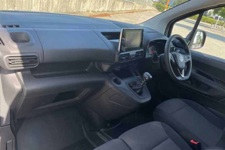 2022 Vauxhall Combo 1.5 Turbo D 2000 Sportive Panel Van 5dr Diesel Manual L1 H1 Euro 6 (100 ps) P...