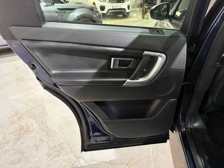 2016 Land Rover Discovery Sport 2.0 TD4 HSE Luxury SUV 5dr Diesel Auto 4WD Euro