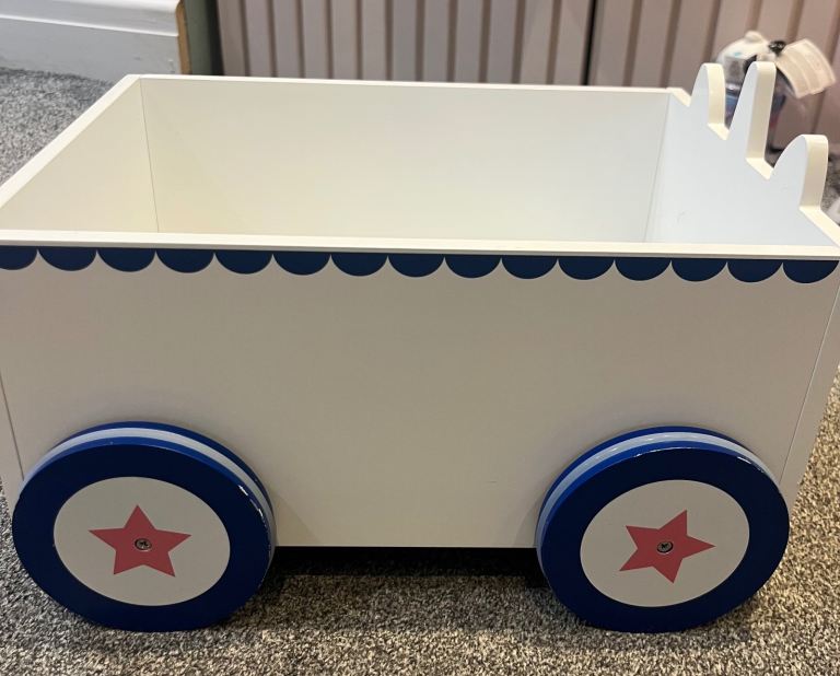 Great Little Trading Co unicorn book cart