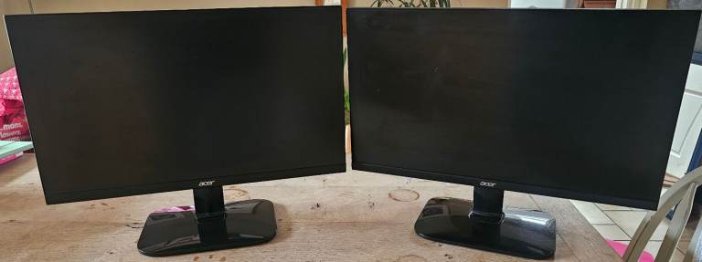 Two Acer Computer Monitors – Black, Good Condition