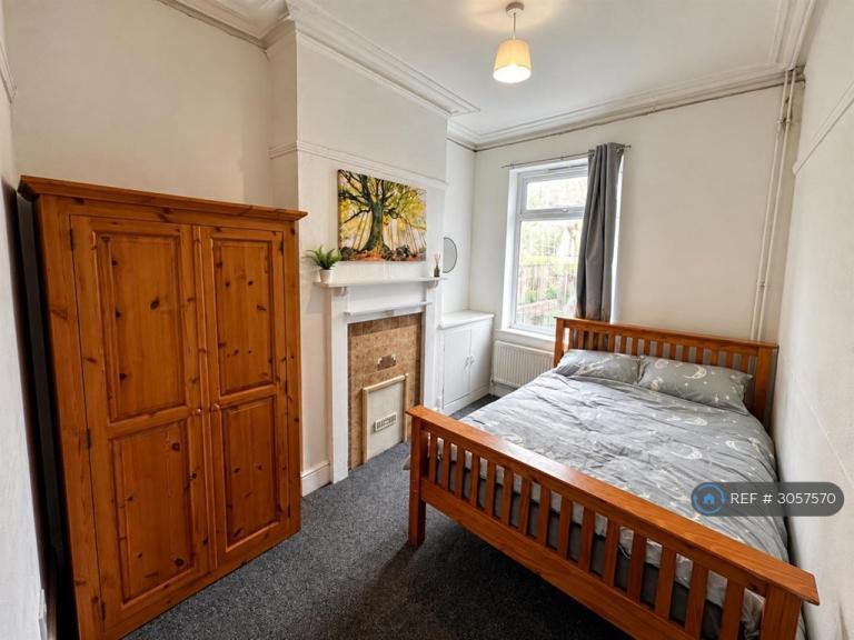 4 bedroom house in Sulgrave Road, Leicester, LE5 (4 bed) (#3057570)