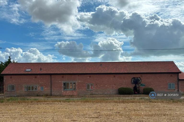 2 bedroom house in Capel Barns, Woodbridge, IP12 (2 bed) (#3015851)