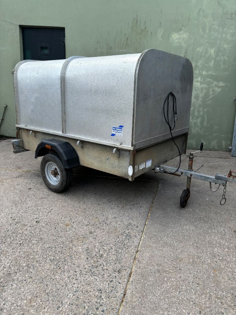 Ifor Williams sheep / calf Trailer 