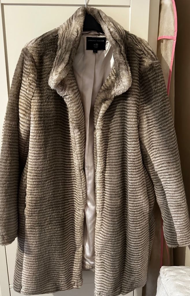 River island coat 