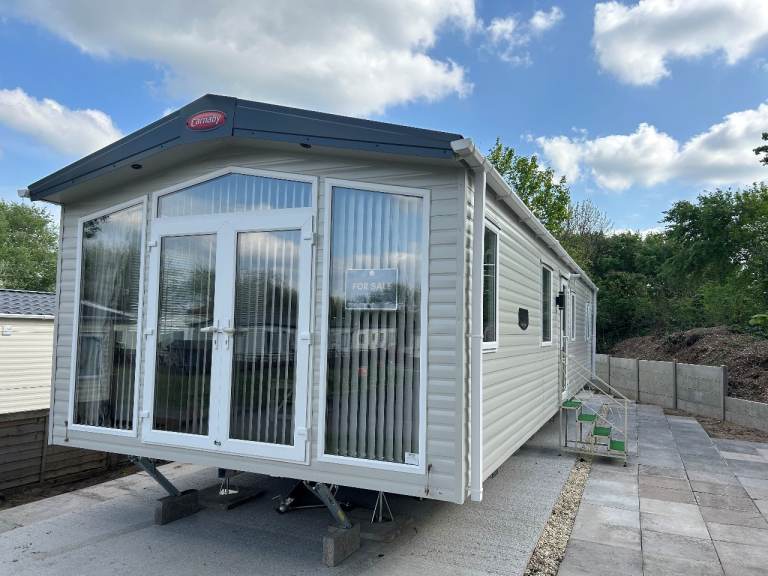 Holiday Homes for sale in Burnham on Sea, Somerset, Carnaby Lakehouse Lodge