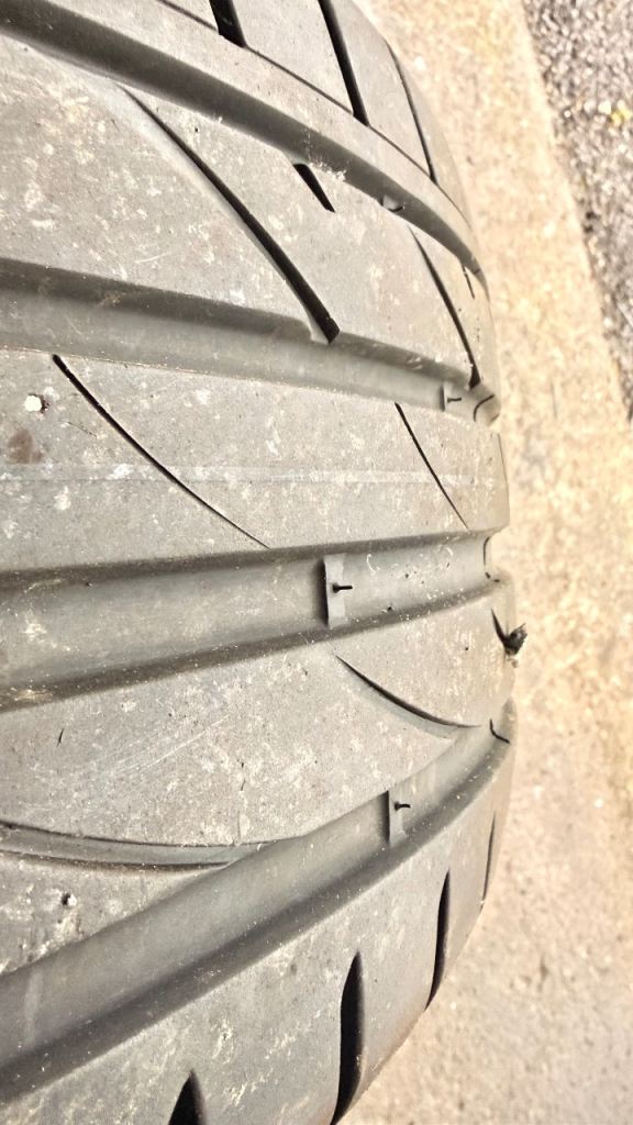 235/40/18 tyre x1