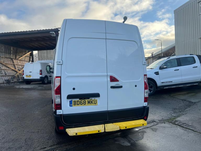 2018 Vauxhall Movano 2.3 CDTI H2 Van 130ps PANEL VAN Diesel Manual