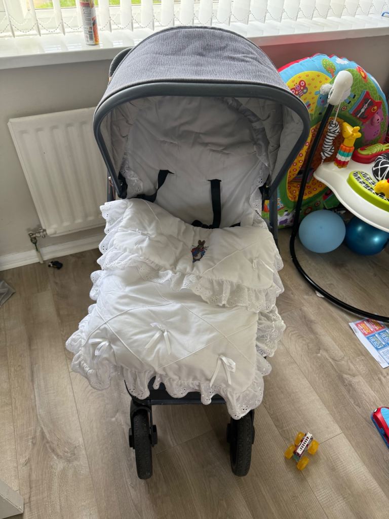 Vennici tinum travel system pushchair