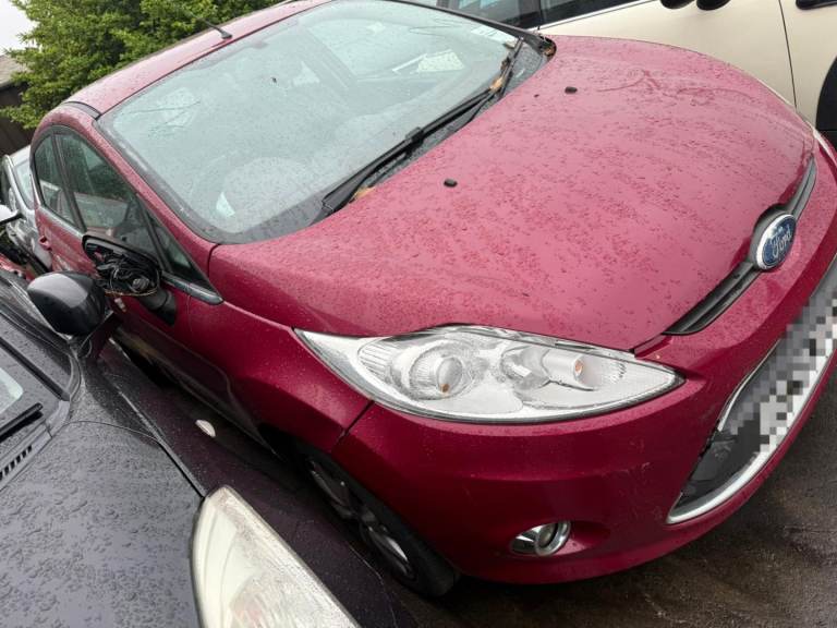 Breaking spare parts ford fiesta mk7 marron 