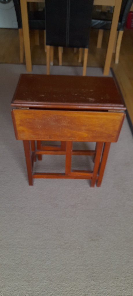 Small gate legged table