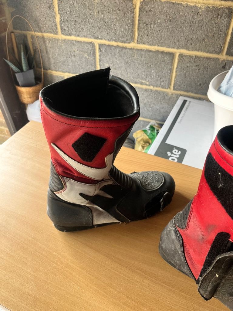 Motorcycle boots