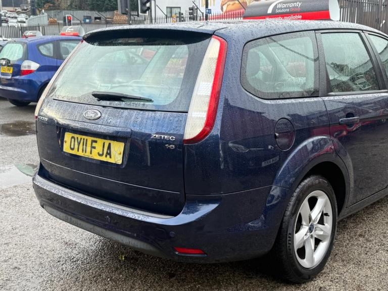 2011 Ford Focus 1.6 Zetec 5dr ESTATE PETROL Manual