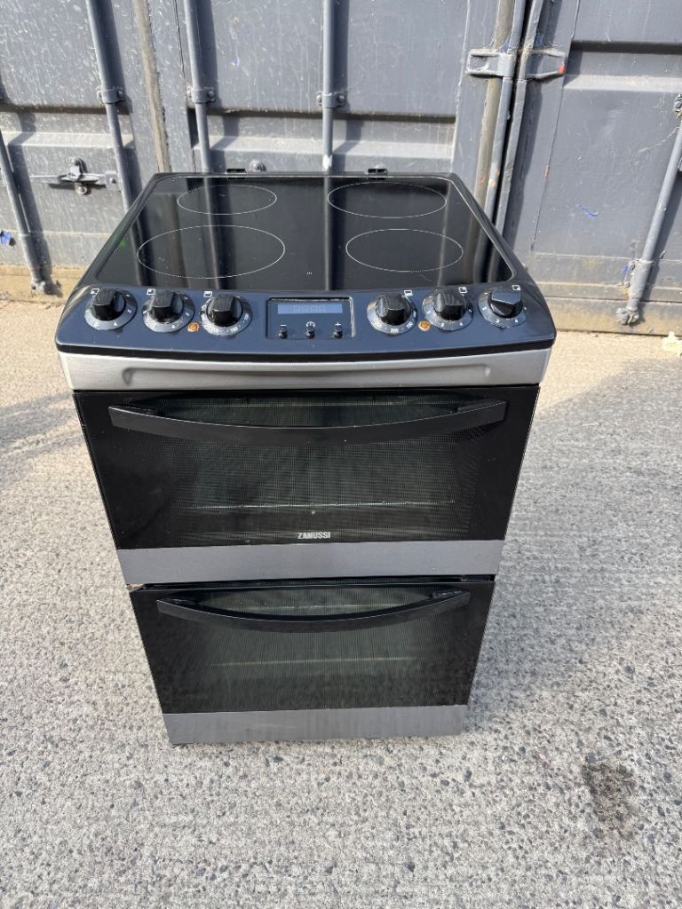 Zanussi Double Oven Electric Cooker with Ceramic Hob – Good Condition